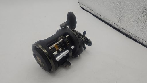PENN Squall II Level Wind Reels 20 120-2359