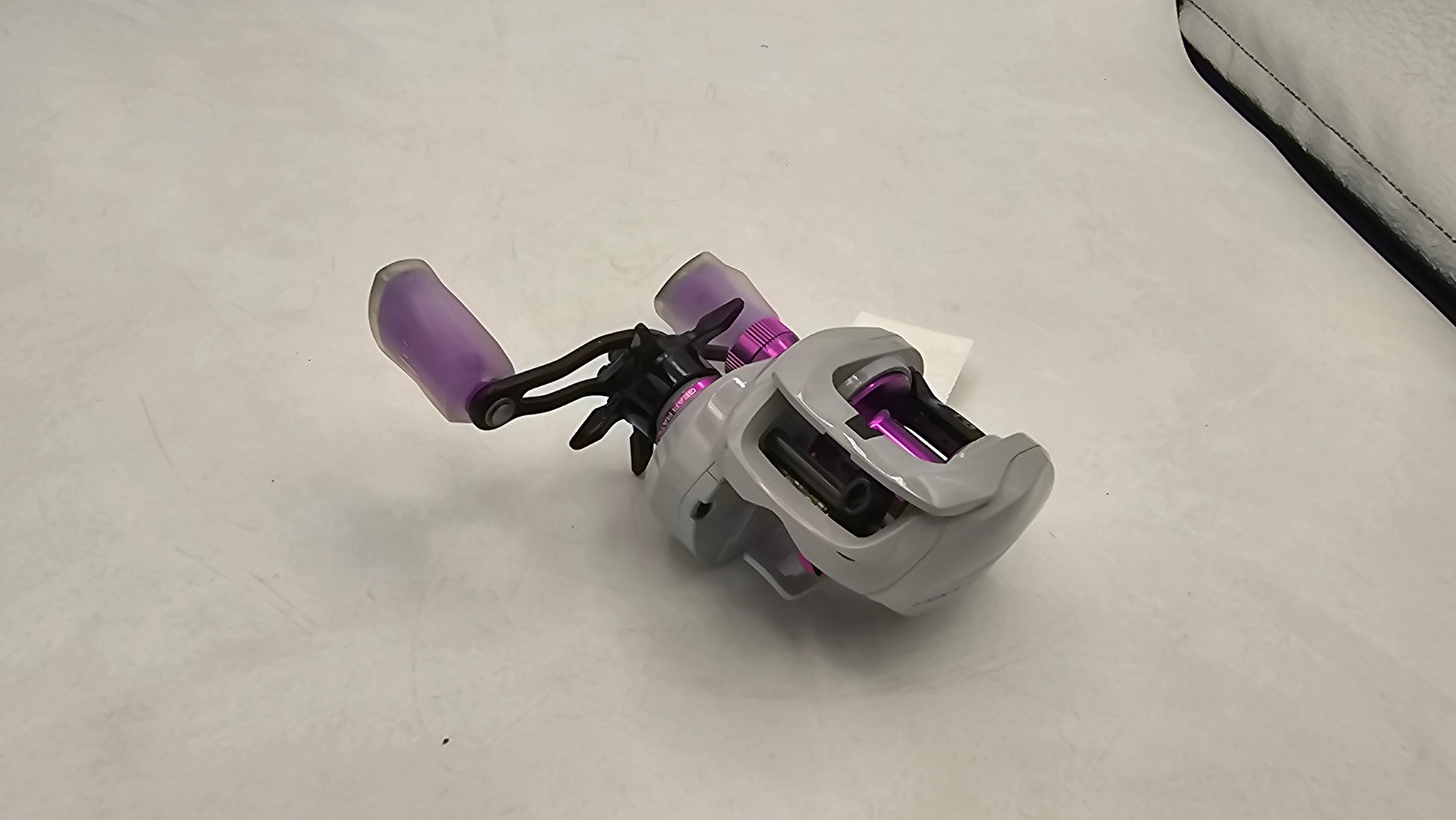 13 FISHING  Modus SZ2 Baitcast Reel MODSZ2-7.3-LH