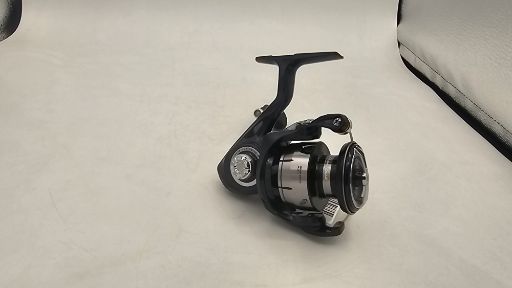13 Fishing  Aerios Spinning Reel AE-6.2-2.0