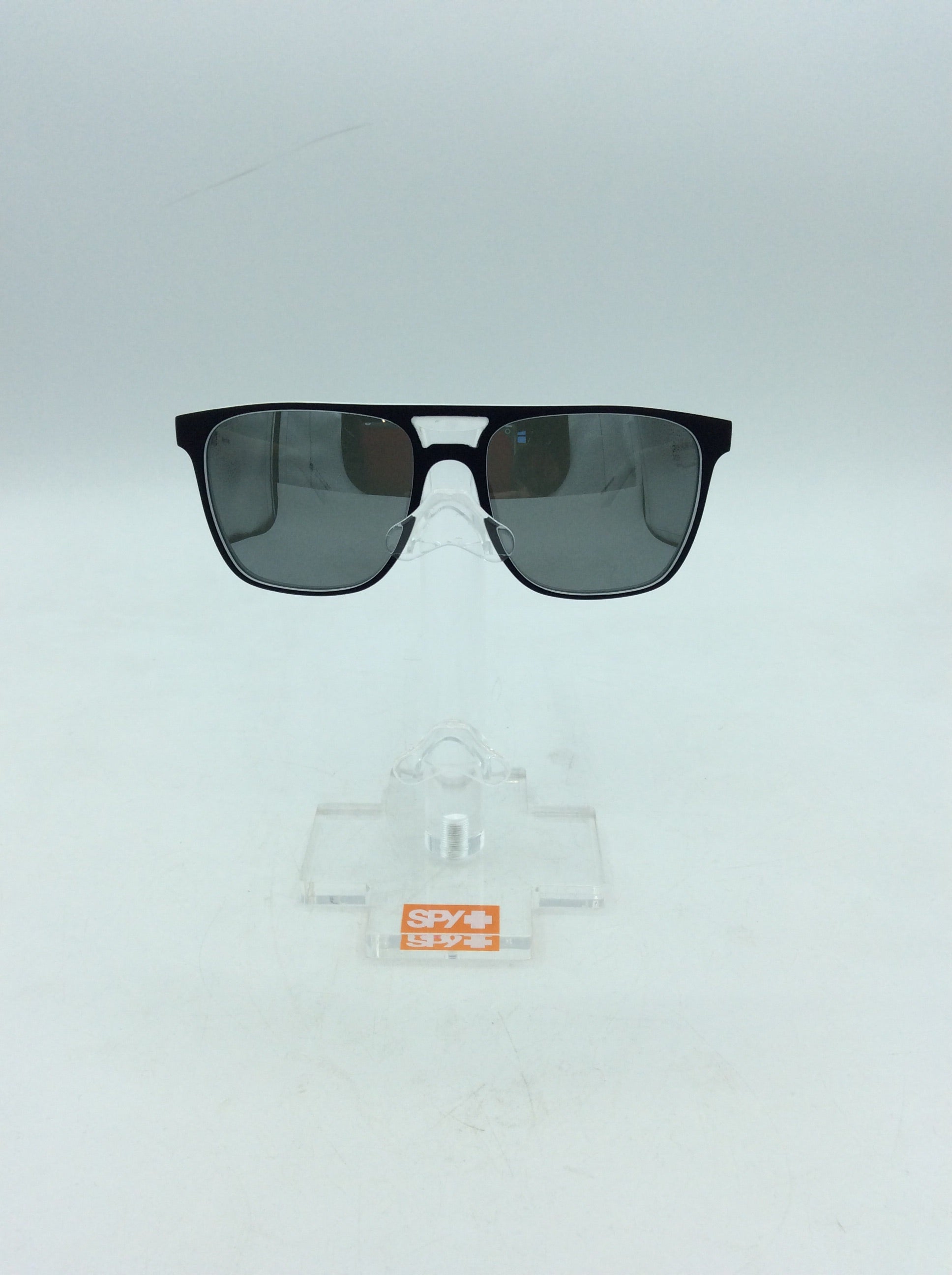 SPY  CZAR WHITEWALL HD PLUS  673526209790