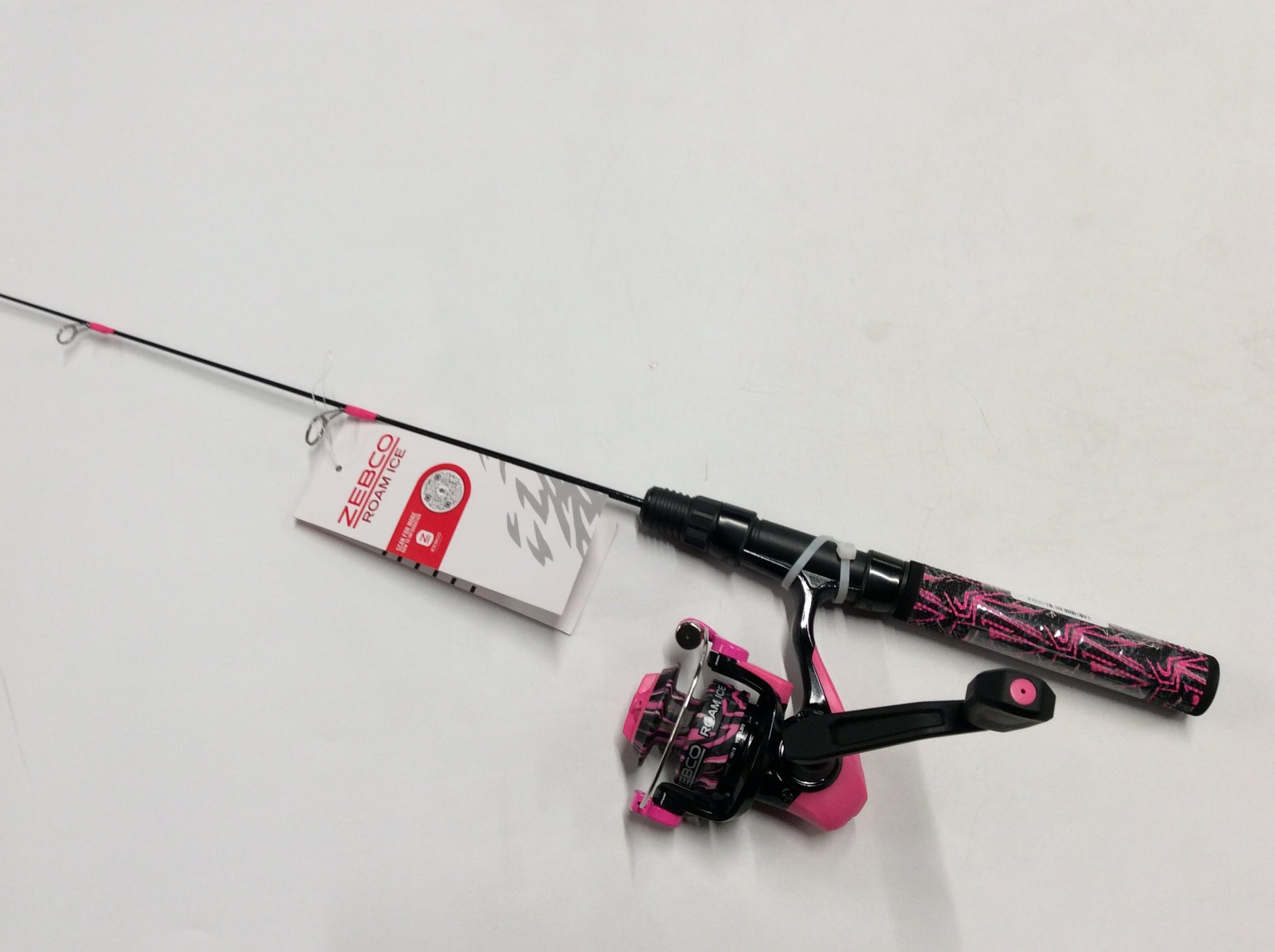ZEBCO  ROAM ICE PINK, 25L (SPINNING COMBO) ZROAMPKICE25L.NS3