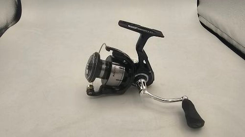 13 Fishing  Aerios Spinning Reel AE-6.2-2.0