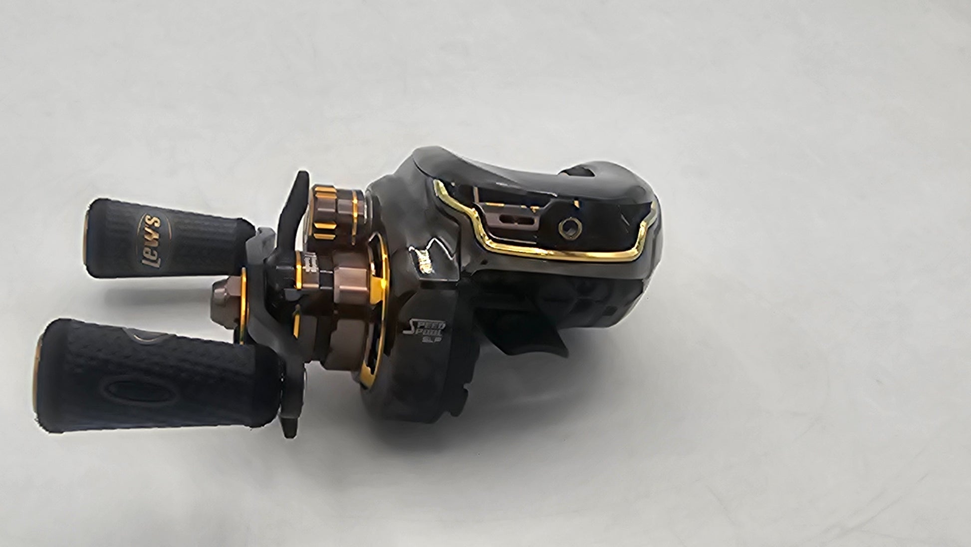 LEWS Team Lew's Elite-Ti Baitcast Reel RIGHT HAND ET1SH