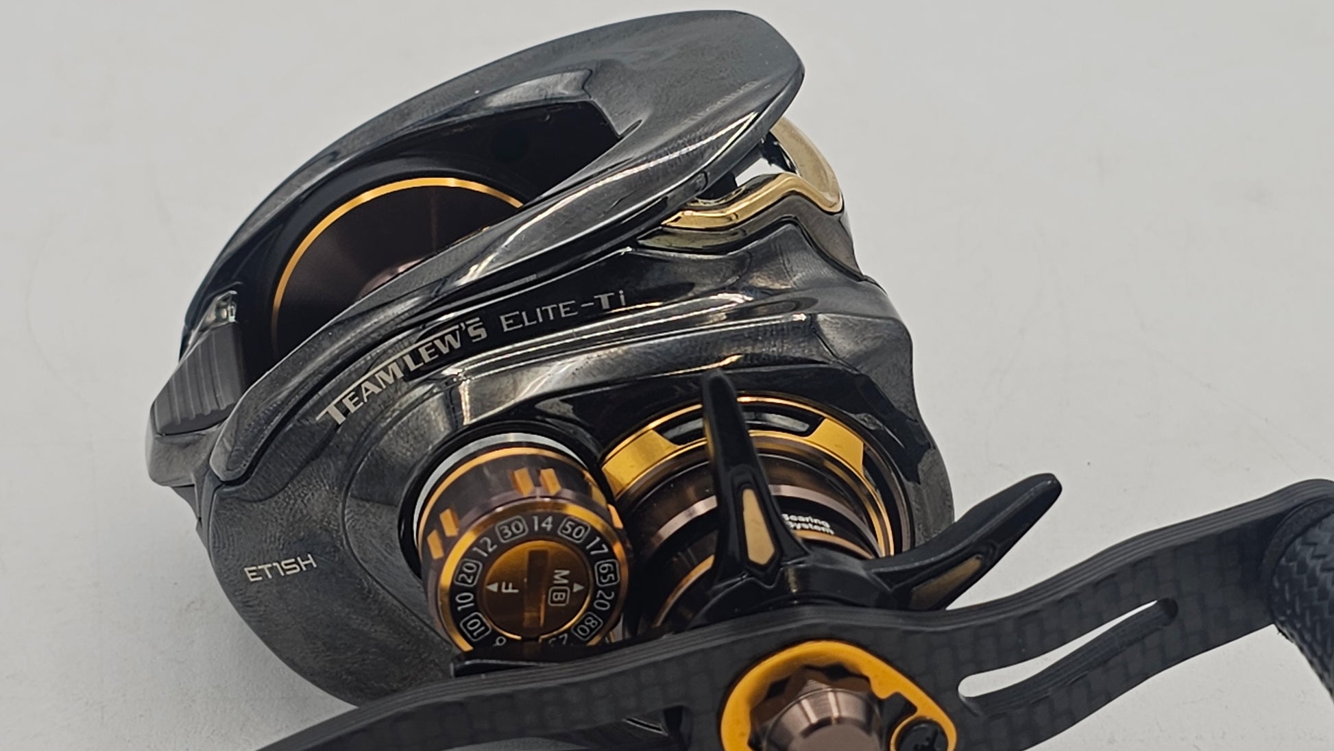 LEWS Team Lew's Elite-Ti Baitcast Reel RIGHT HAND ET1SH