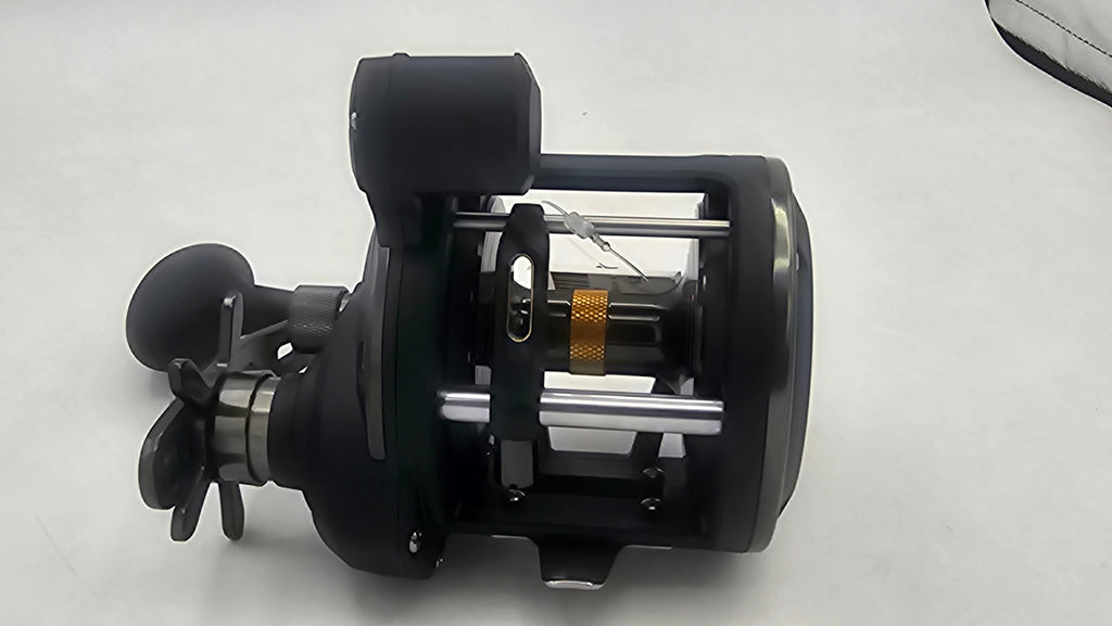 PENN Squall II Level Wind Reel w\/ Line Counter 4 120-1265