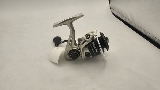 Lew's Laser SG Speed Spin 300 Spinning Reel LSG300A