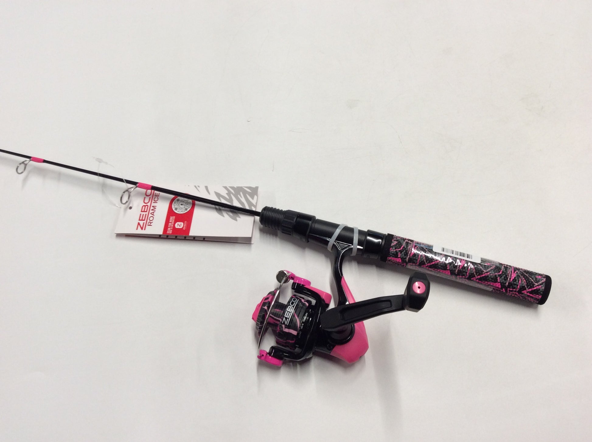 ZEBCO  ROAM ICE PINK, 28M (SPINNING COMBO) ZROAMPKICE28M.NS3