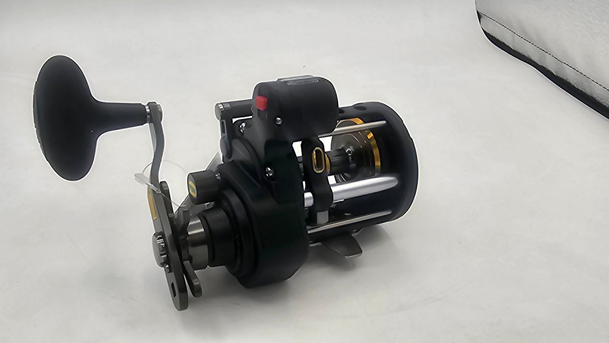 PENN FATHOM II LEVEL WIND\/WITH LINE COUNTER 20 FTHII20LWLC